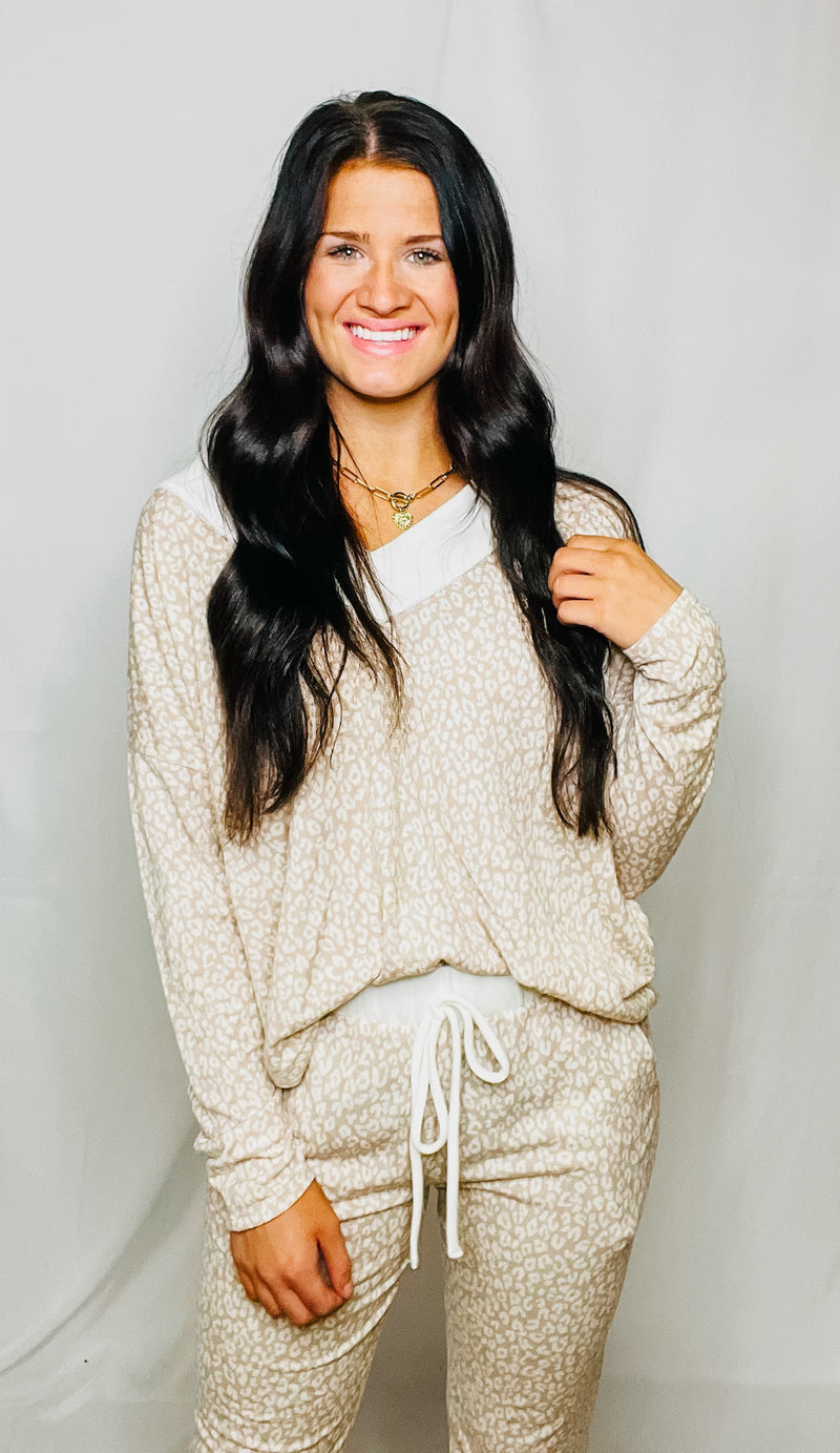 Taupe/White Animal Print Lounge Set